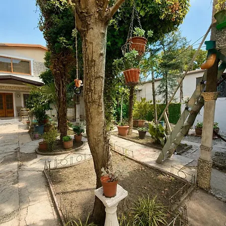 فيلة Halili - The Garden Retreat شكودر